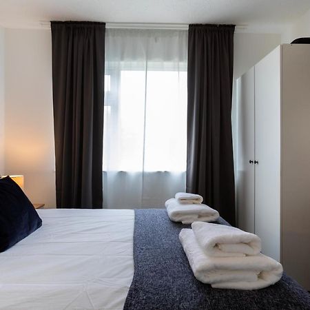 1-Bedroom Apartment With A Private Garden, Beach 5-Min Walk Weymouth Esterno foto